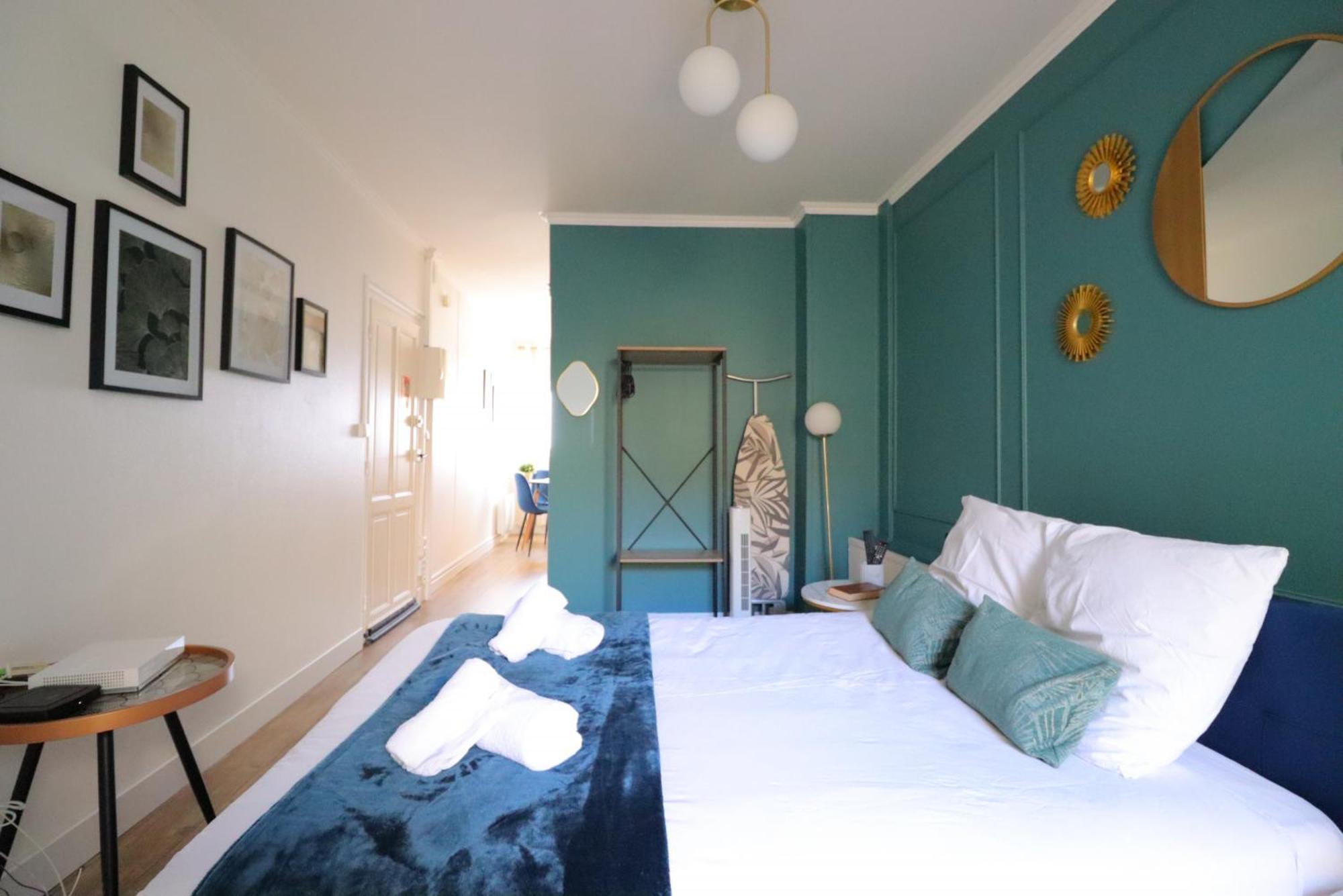 Le Neo - Studio Chic Avec Sa Cour Privative Et Fibre Bergerac Exterior photo