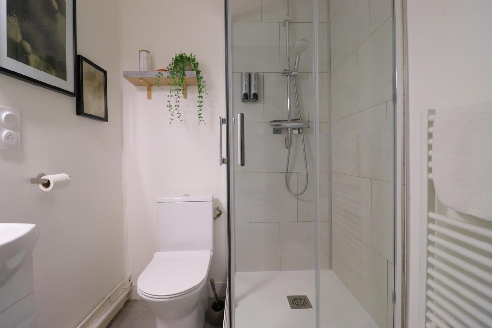 Le Neo - Studio Chic Avec Sa Cour Privative Et Fibre Bergerac Exterior photo